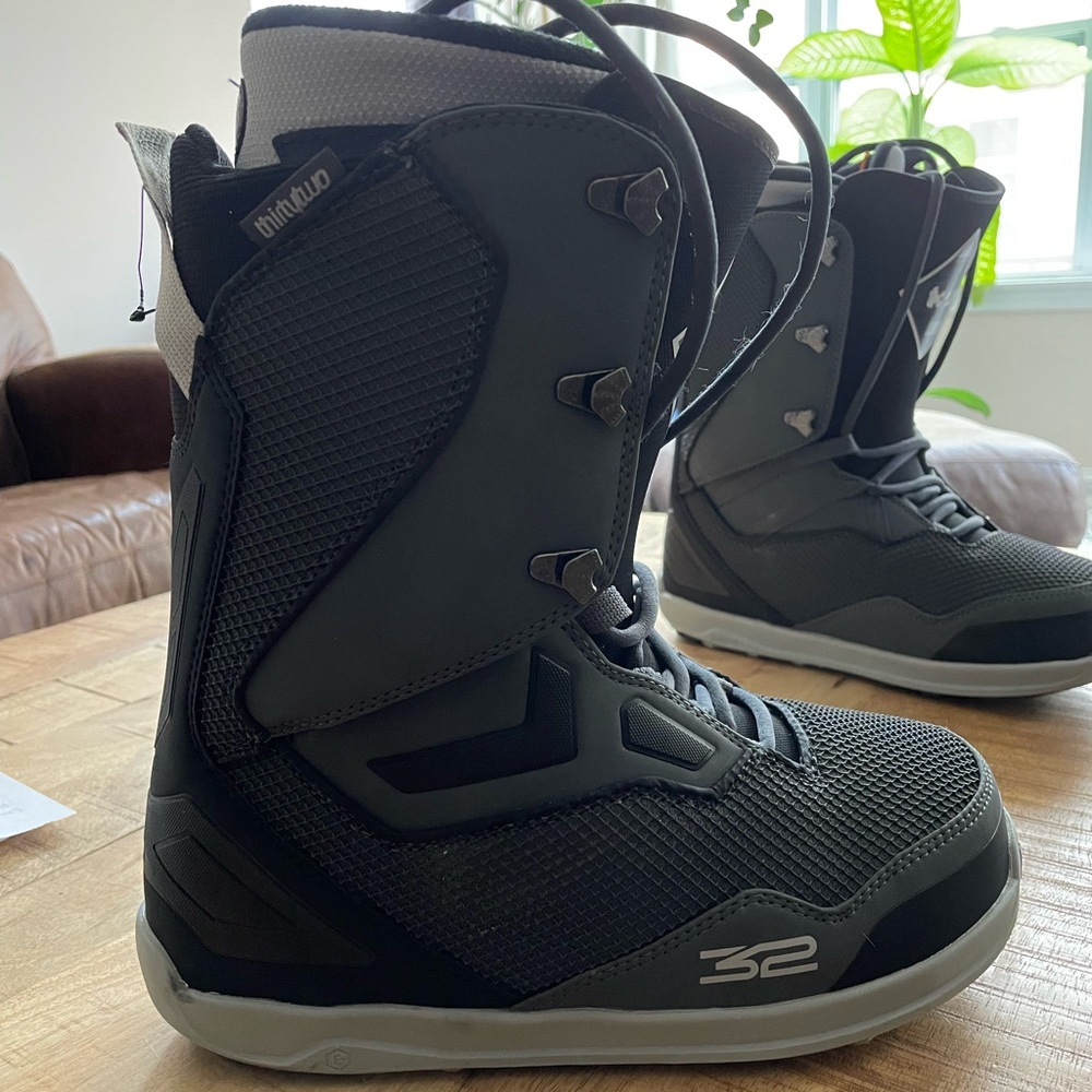 32 snowboard boots. Brand new! Size is one too small. These are size 9.5